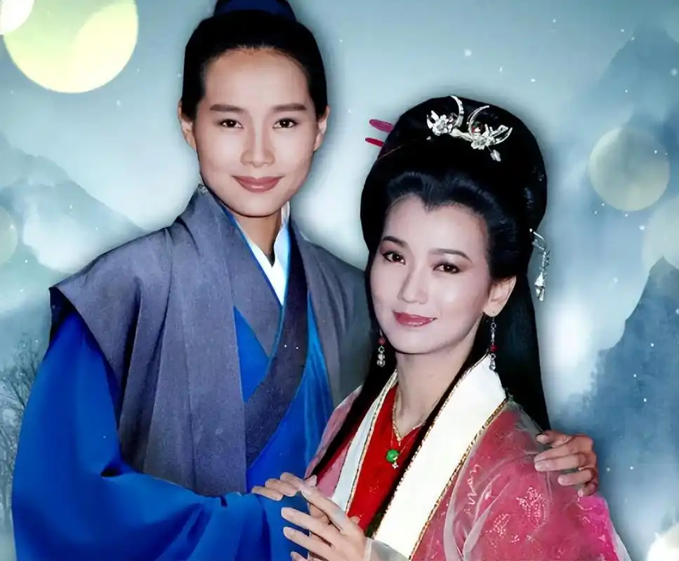 59岁"许仙"叶童素颜照:头发花白消瘦了不少,网友:赵雅芝胜出