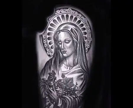 大臂圣母纹身图案