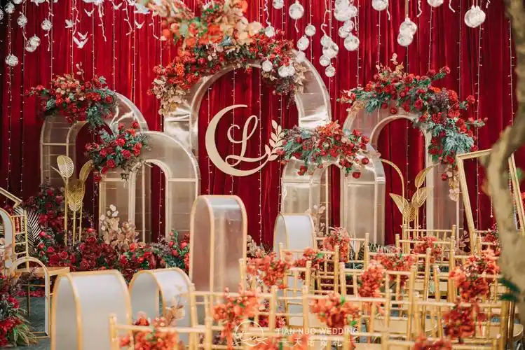 白公馆之浪漫红色系户外婚礼