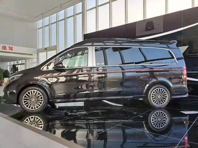 深圳众马房车汇奔驰v级限时优惠 目前48万元起售