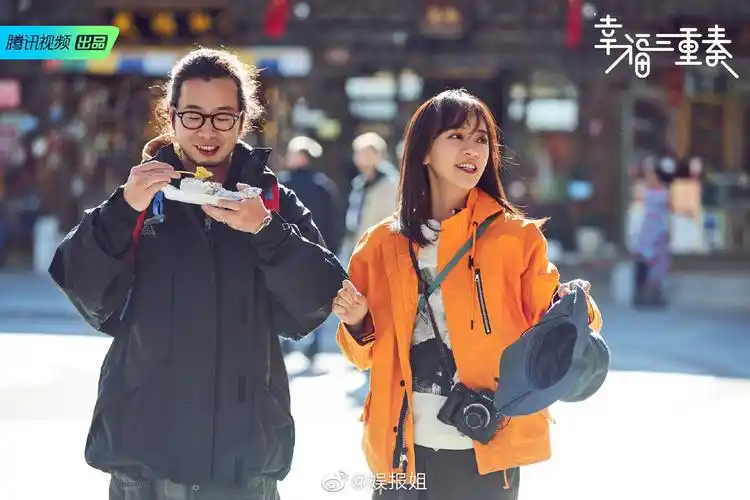 陈意涵和许富翔真的是很合适的一对,在许富翔的宠爱下_高清图集_新浪