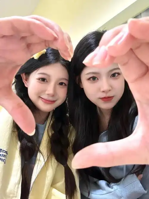 91存一些跟笨蛋闺蜜的双人合照姿势