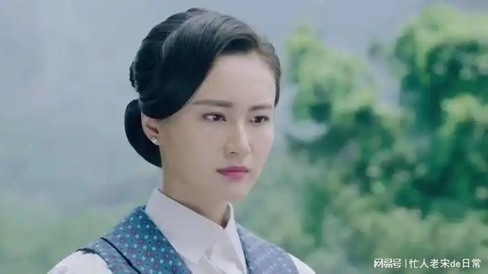 再造之恩:大嫂识人不清啊,得力助手竟是叛徒,给自己疯狂挖坑