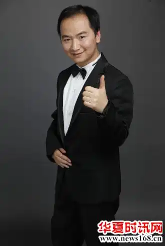 "真好哥"陆超将主持2019《西北春晚》