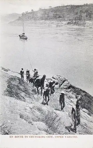 老照片里的长江纤夫,让我们看清楚这个已经消失的职业