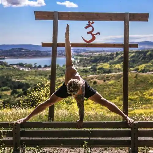 气质型男速成法让身体充满力量美没理由不练