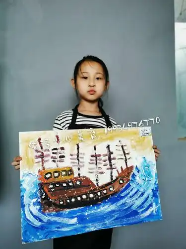 这只帆船就是我心中的梦想,老师说,让我们带着自己各自的梦想扬帆起航