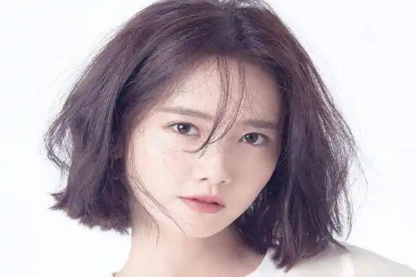 方脸女生适合的发型方脸适合什么发型方脸女生发型推荐