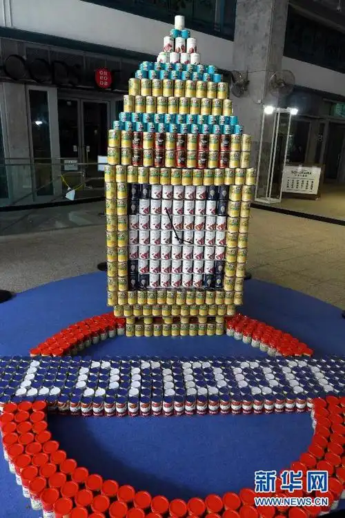 易拉罐创意作品关注饥饿问题