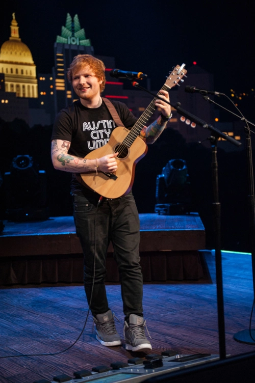 黄老板成《007》系列主题曲候选人,5年前他已备好歌