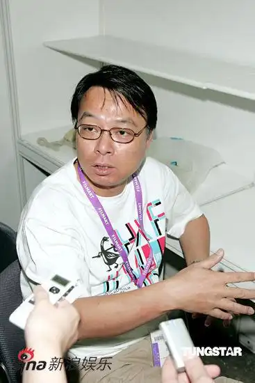 组图李力持认为嫩模全靠炒作只会昙花一现