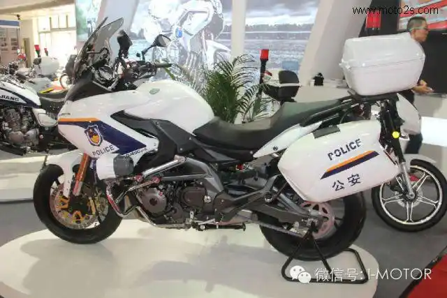 中大排摩托警用版抢秀交通安全产品展 - 二手摩托车交易网