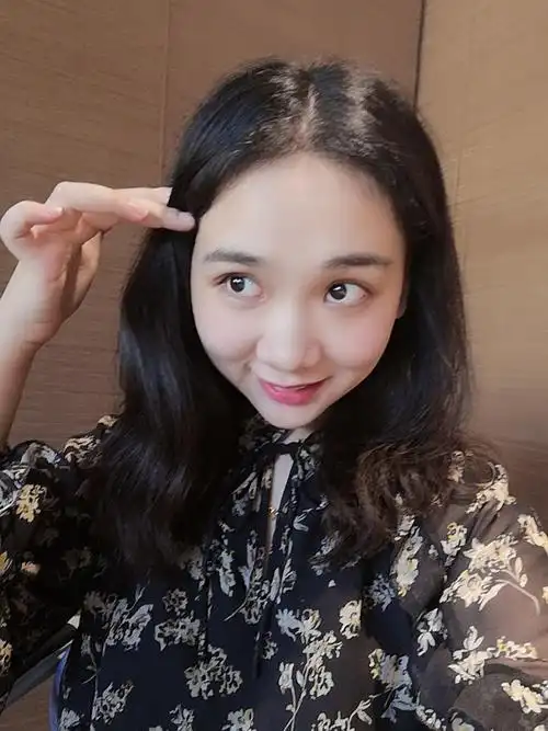 秋天是适合恋爱的季节,91年四川女生等一段甜甜的恋爱