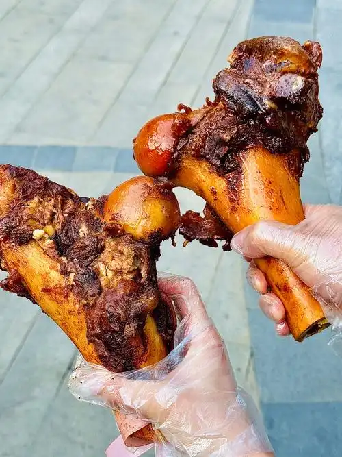 就冲这名字,也必须啃一口这牛棒骨04