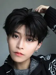 蓬松自然超短发短发潮流夏女生个性帅女酷中分帅气假发刘海中性t