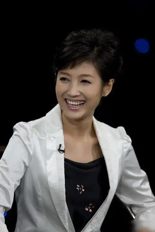 刚强儿子刚好近照妻子也是主持人北京台一姐徐春妮的不凡人生