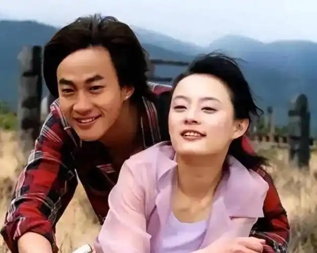 题目:何润东与孙俪:缘分与选择在电影《玉观音》中,何润东与孙俪因戏