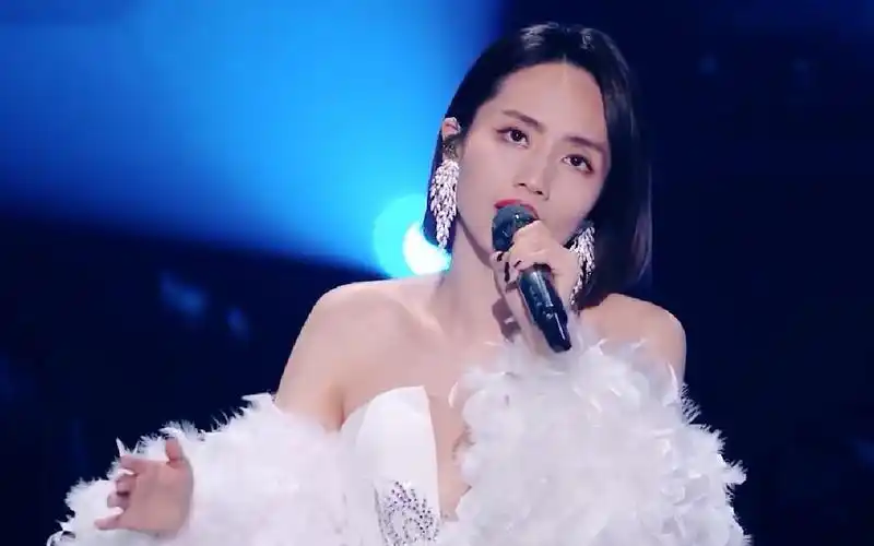 继大风吹后刘惜君2022年再出爆款神曲粤语一出太上头了