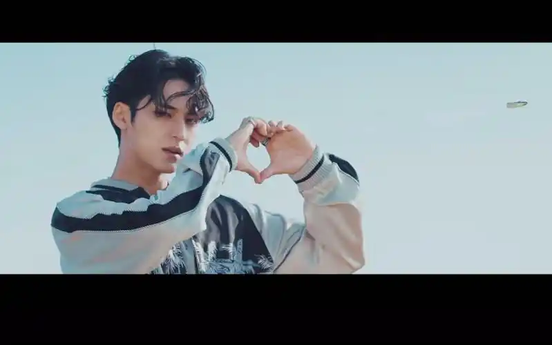 金珉奎 地球球草的颜值永远抗打!