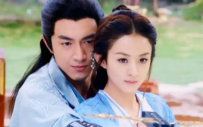 不过近日随着《与凤行》这部仙侠剧定档3月18号,《楚乔传》居然残魂