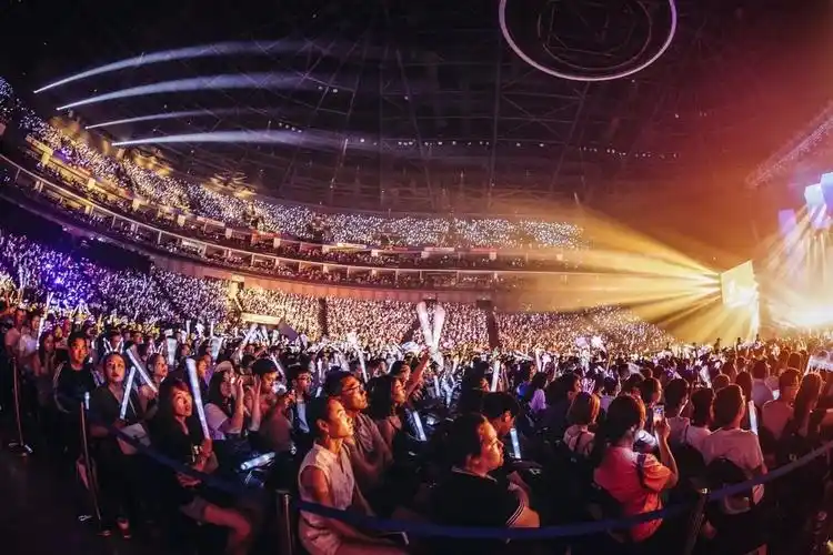 滨海橙里总冠名张韶涵巡回演唱会福州站