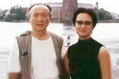 命运常常戏弄人,柏寒因为丈夫遭遇意外,再次深陷痛苦之中.