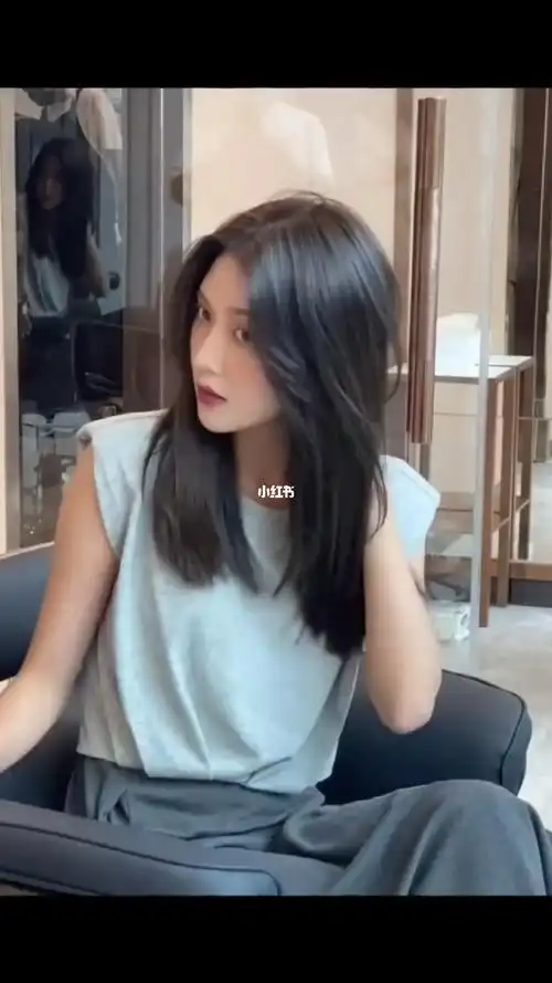 直发微层次真的超好看.比初恋发型更显气质