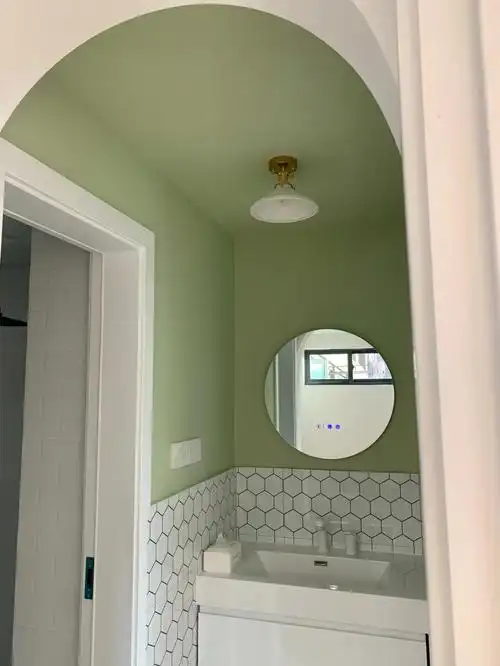 确定了两个颜色,都是立邦的热门色号.08卧室墙壁的布莱垦棕.