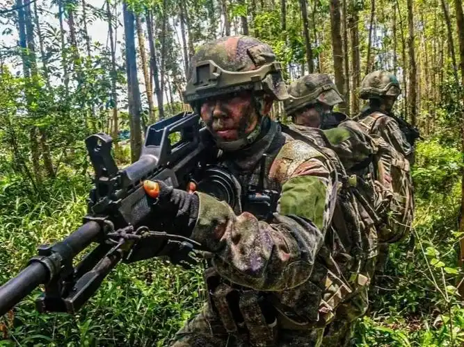 海军陆战队特战女兵