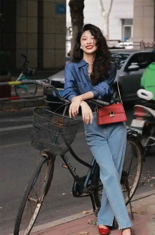 重温八十年代港剧,发现"港式"穿搭,仍然是最经典的时尚指南书