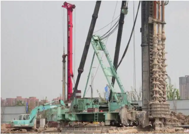 粗格栅及进水泵房基坑支护水泥搅拌桩施工现场