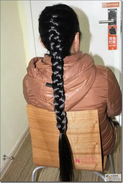 一刀剪下这要黑亮大辫-来来往往214#(15) 剪发_中国长发