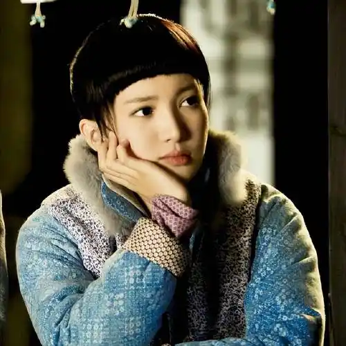 隐瞒了我们14年!原来金晨的亲生父亲竟是他,难怪女儿能大红大紫