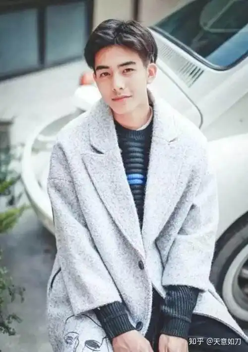 男大学生发型有什么推荐