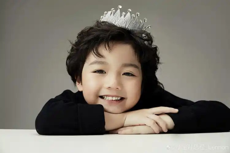 ="sd7s53ymfydh">孙思程,2016年6月11日出生于北京市,中国内地男演员