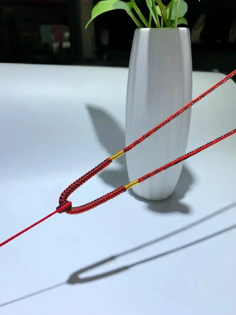 本命年红绳项链吊坠项链绳#手工diy #绳结 #手工编织 - 抖音