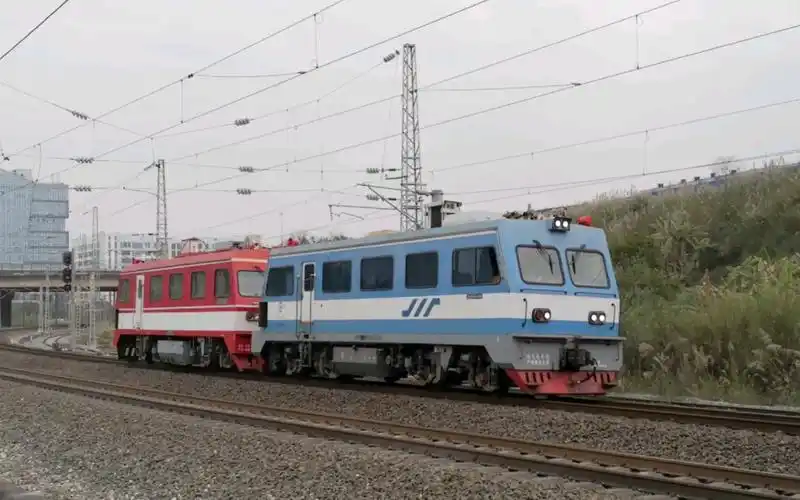 玉林工务段金鹰gc-270和秦岭gc-270轨道车(2023.02.23)