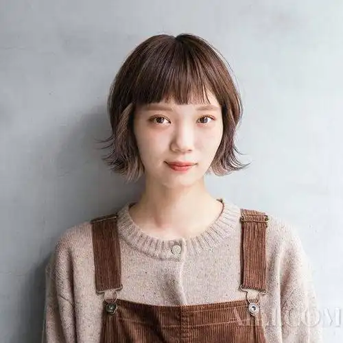 冬日慵懒福音 "外翻短发"翘一点就不一样