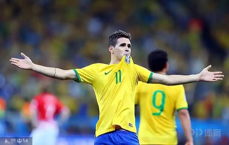 奥斯卡:大赛型球迷上线 换个身份与巴西队一同战斗_视频_比赛_德国