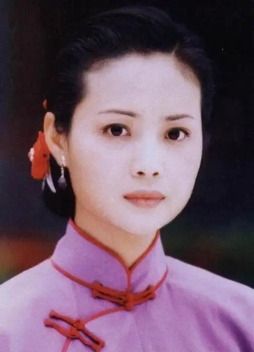 大宅门黄春扮演者茹萍柔情似水少年时的照片更是温婉可人