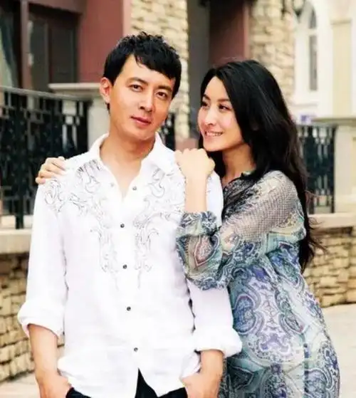 于洋和妻子相伴19年是优秀的演员更是百分百好丈夫好爸爸