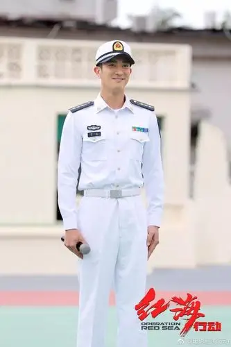 从武昌起义到,07式服装的大改革,共经历10多款军服的更新换代,每一次