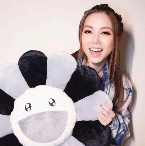 微信头像邓紫棋