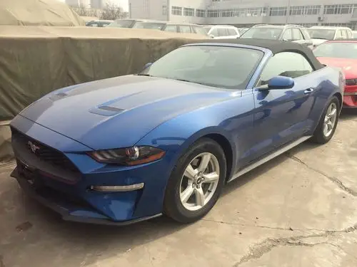 18款敞篷福特野马2.3t颜色齐全