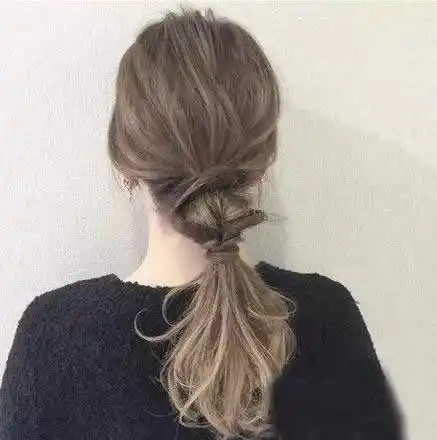 上班族哪种半扎发好看好看的女生扎发让你一周不重样