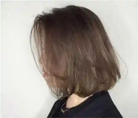 想要低调一些,浅亚麻棕色是个很不错的选择哦.