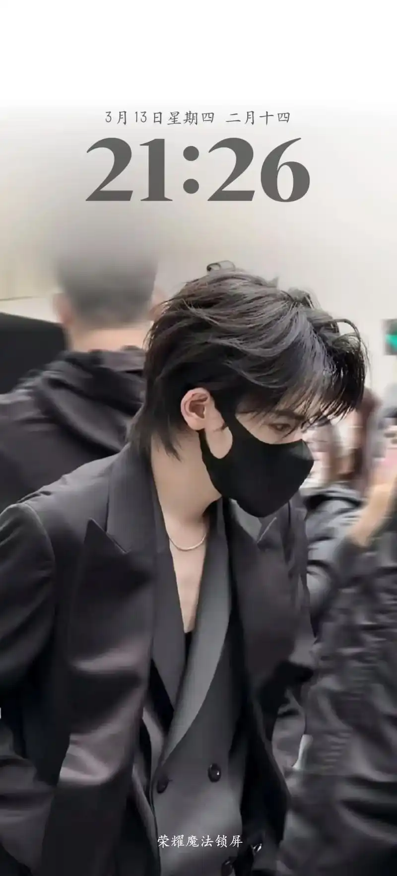 宋亚轩壁纸‖掌管机场的神!一整个斯哈斯哈#宋亚轩壁纸#宋亚轩