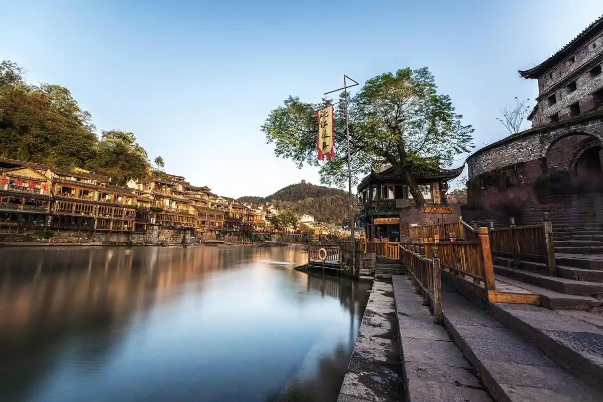 青木川古镇,一个充满历史韵味和文化底蕴的地方 青木川古镇,位于陕西