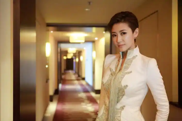 p>梁静,7月17日出生于福建省福州市,中国女演员,毕业于 a target="