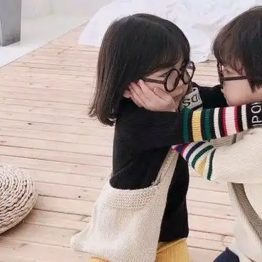 2022可爱萌娃呆萌情侣头像 好看小孩情头双人一人一张最新版